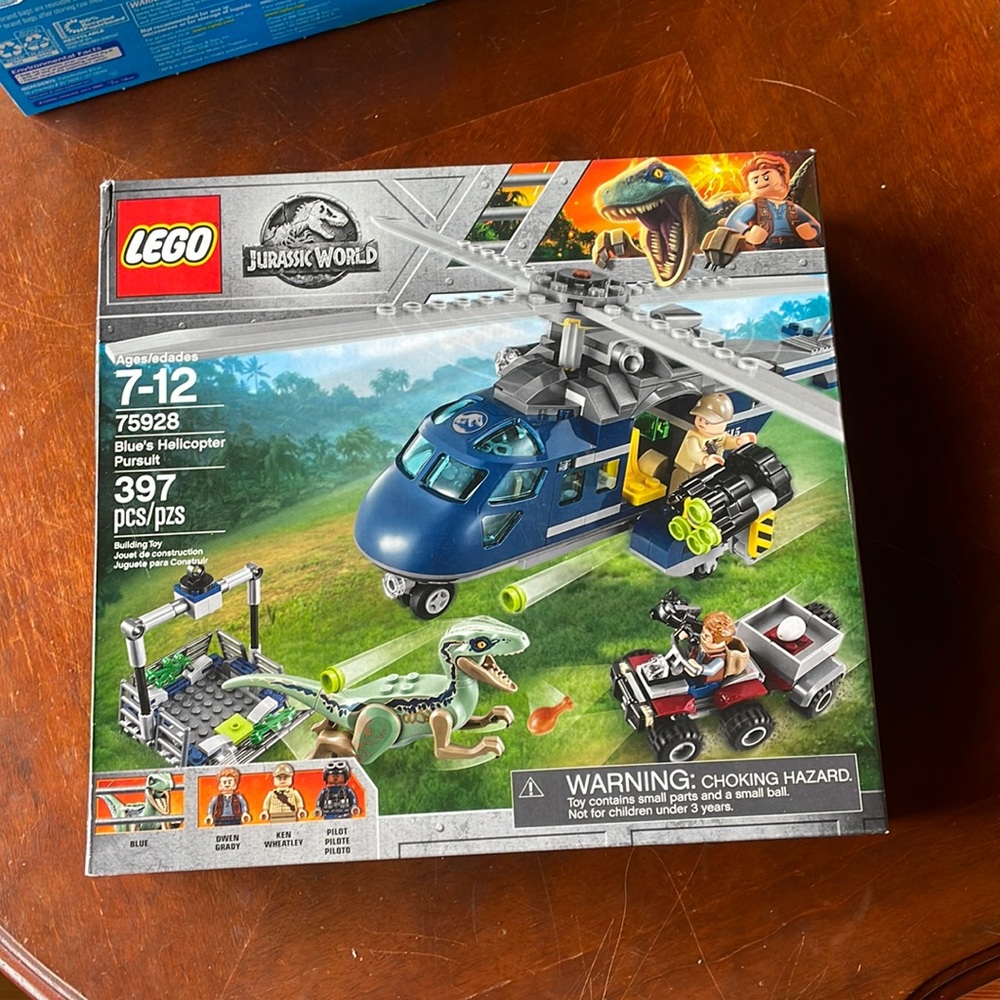 Blue helicopter pursuit Lego set